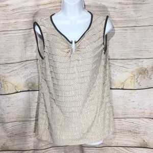 Jeneric ruffle top cream and black elegant medium